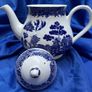 Barratts Blue Willow teapot Image 2
