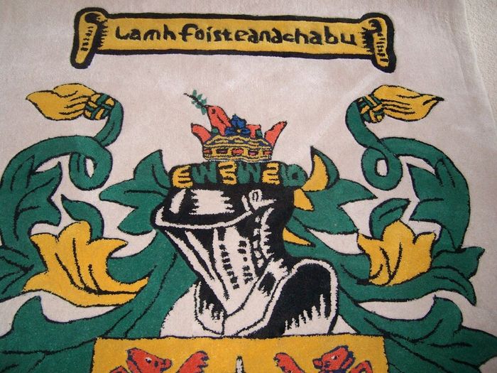 Sullivan Crest Rug/Wall Hanging