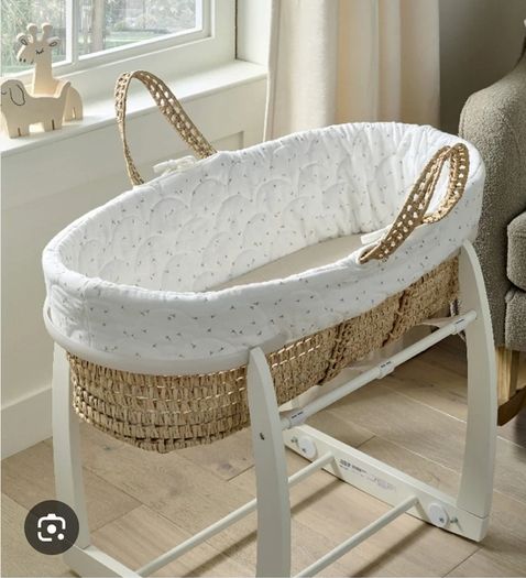 Mamas and Papas moses basket