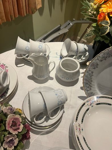Coffee sets and glasses