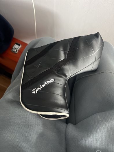 TaylorMade Spider golf headcover