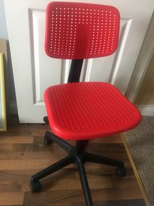 desk chair