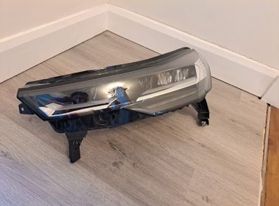 Renaul Capture Set of Headlights