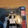 Transformers War for Cybertron: G1 Earthrise: Runamuck 5'' Image 2