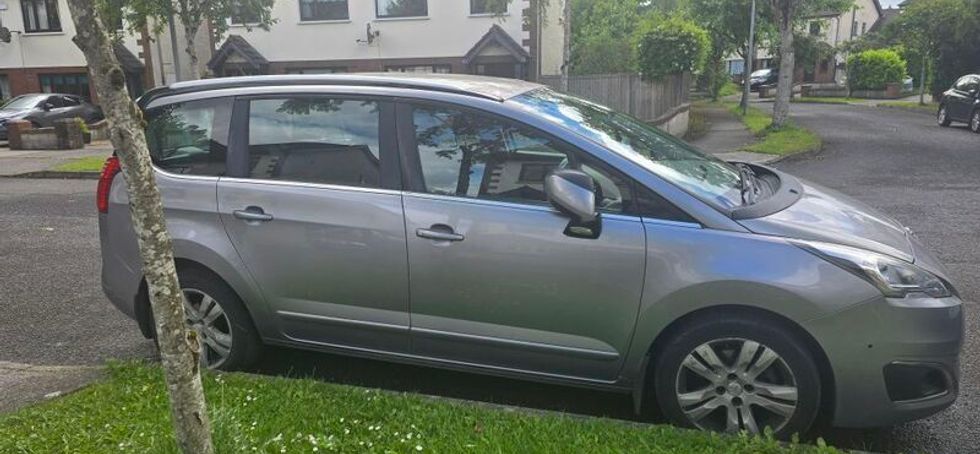 2015 Peugeot 5008