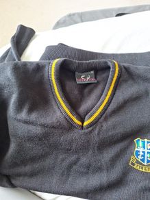 Salesians School Jumper Size 44