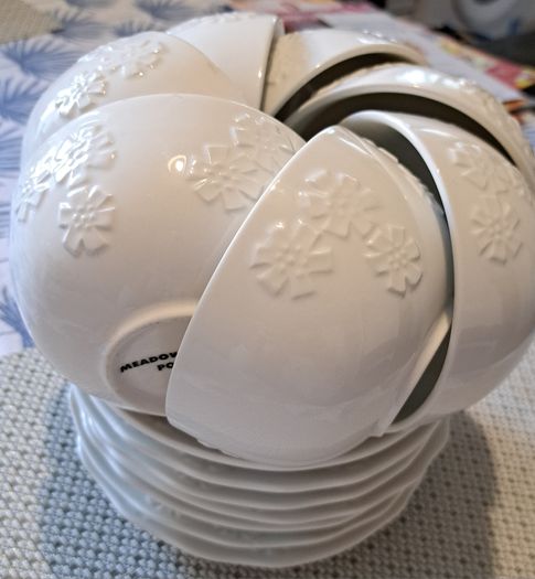 porcelain mugs