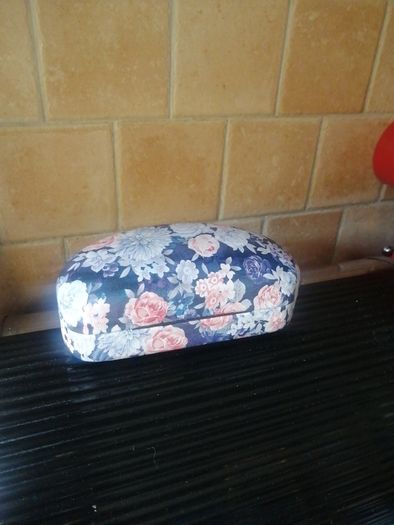 floral glasses case