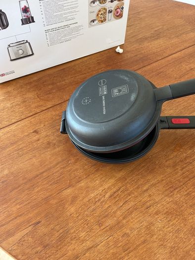 Spanish Omelette double sided frying pan