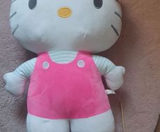 Hello Kitty giant teddy
