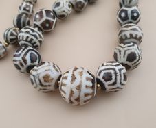 Antique Burmese Pumtek Pyu Petrified Wood Beads Necklace 24 inches 11-19mm Beads Size