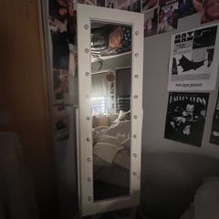 LED vanity mirror