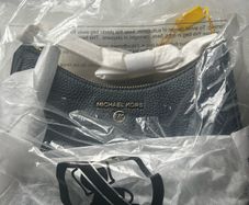 Micheal Kors Jet Set Charm Bag - Navy