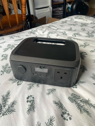 EcoFlow River 300 - 600W 245WH Solar Battery