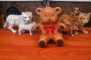 Teddy bear savings box
