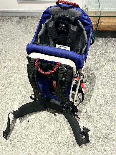 Hiking child carrier