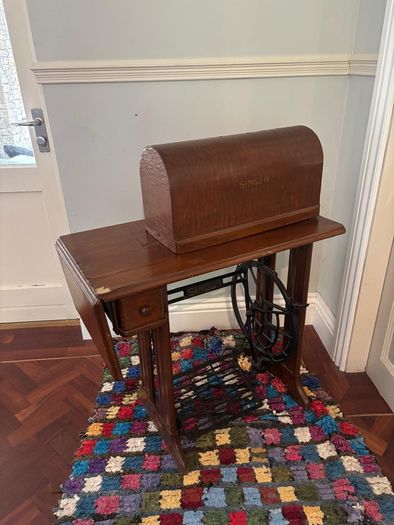 Antique Singer treadle sewing machine