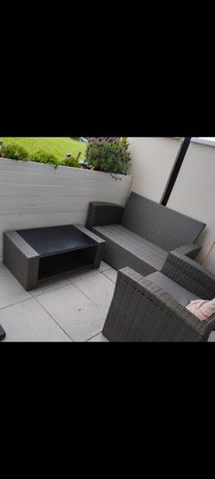 garden sofa