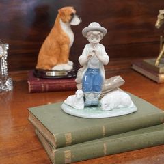 Nao Figurine