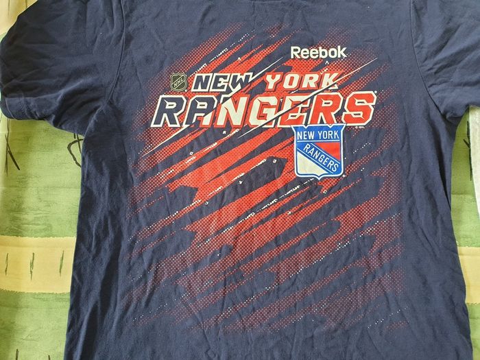 New York Rangers NHL Navy T-Shirt Medium Adult Reebok Hockey Shirt