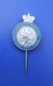 Queen's Coronation Gift Fund Appeal - fund-raising badge (1953)
