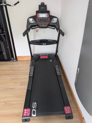 Sole F63 Treadmill