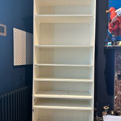 bookshelf