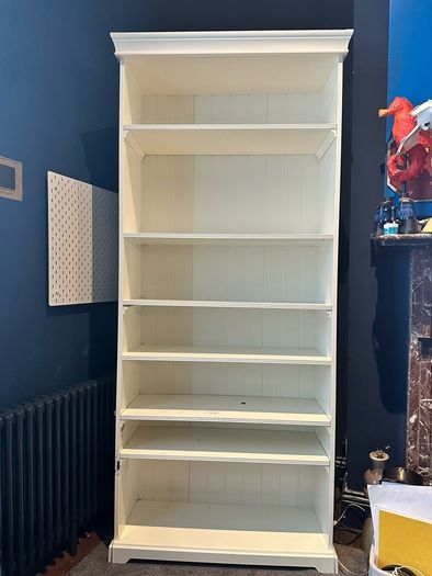 bookshelf