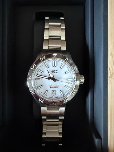 Christopher Ward C60 Trident Pro 300