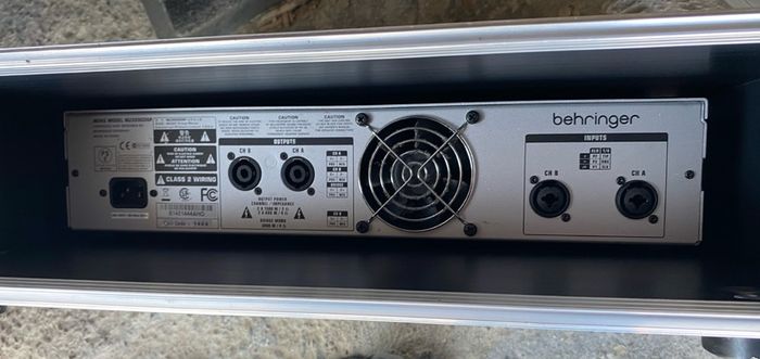Beheringer Power Amp