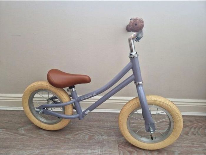 Hartington 12" balance bike Violet