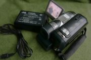 JVC GR-DF460EK Mini DV Camcorder, works well