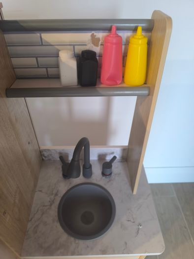 KidKraft play kitchen with accessories