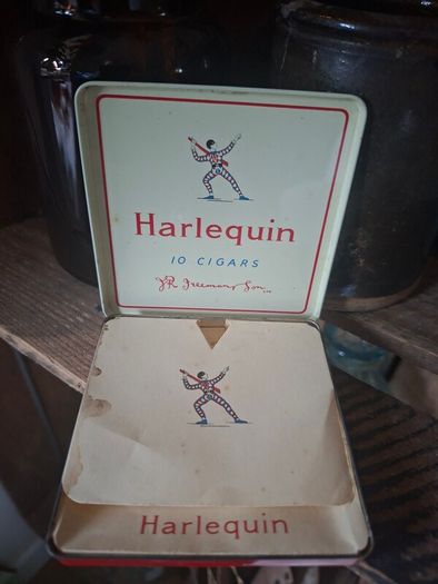 Vintage tin