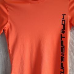 122 cm boy sporty  t-shirt