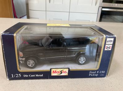 Ford F 150 pick up truck Scale 1/25