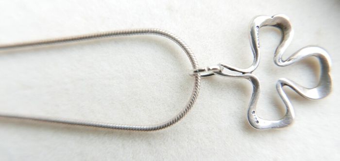 Vintage Sterling Silver Shamrock Pendant (L18" - 4,79g)