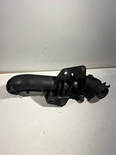 Audi A4 B8 2.0tdi 1.8tfsi Cab Cag Turbo Intercooler Pipe 08-12 8k0145673l A3l2b212g