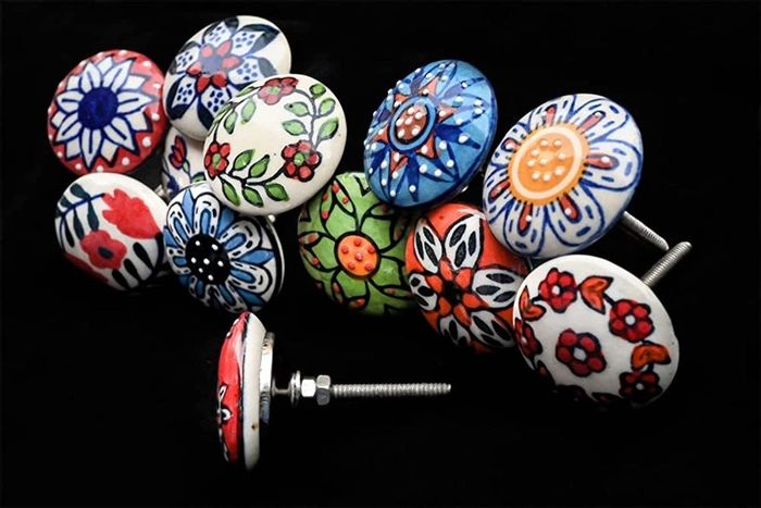 12 x Mix Vintage Look Flower Ceramic Knobs Door Handle Cabinet Drawer Cupboard Pull (FREE POSTAGE)