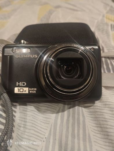 Olympus D-720