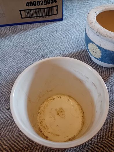 2 x vintage pots