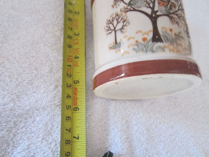 Milk urn / jug