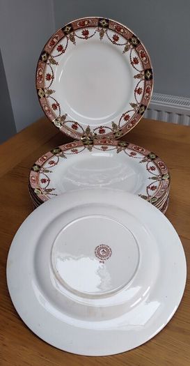 Vintage Arklow 812 Dinner Plates