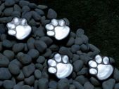 Set of 4 LED Solar Powered Pet Paws Animal Prints Outdoor Lamp, Creative String Light Decorative Outdoor Lights for Patio, Yard, Garden - White LED