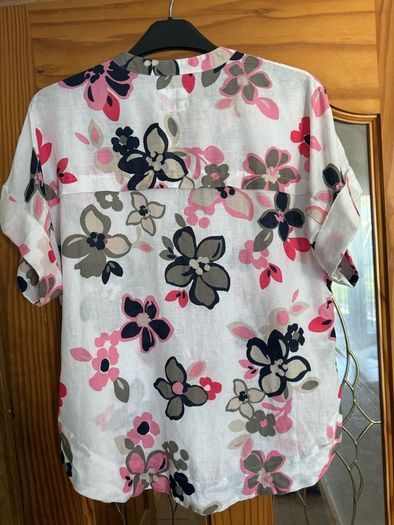 White floral pure linen short sleeve blouse size UK16 EU44 Postage included