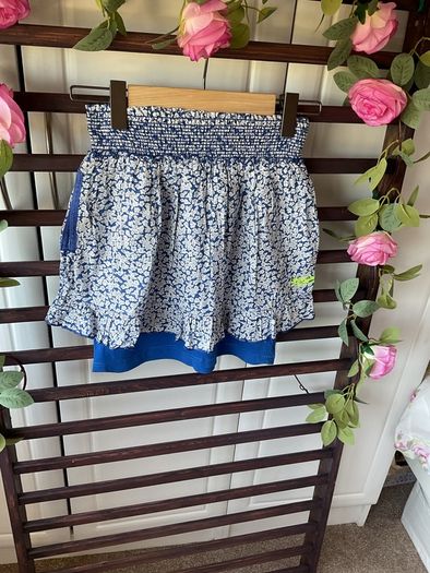 skirt superdry mini skirt medium blue & white floral