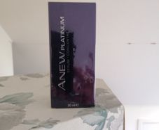 Skincare Avon Serum Concentre Platinum NEW