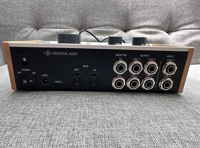Universal Audio Volt 476 Audio Interface