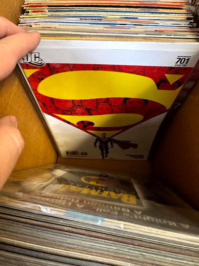DC, Marvel Long Comic Box w 290 comics for Sale