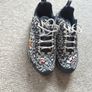 NIKE Air Max 98 AOP Print White Black Running Training Shoes NEW Mens Sz 8 Image 2